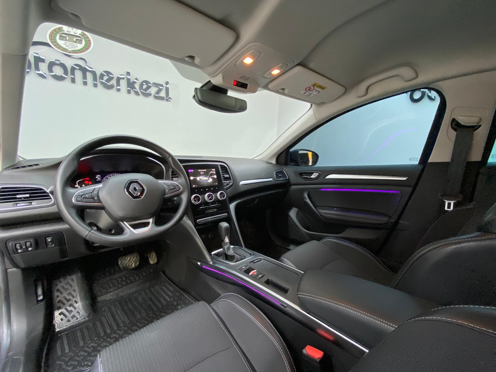 RENAULT MEGANE 19